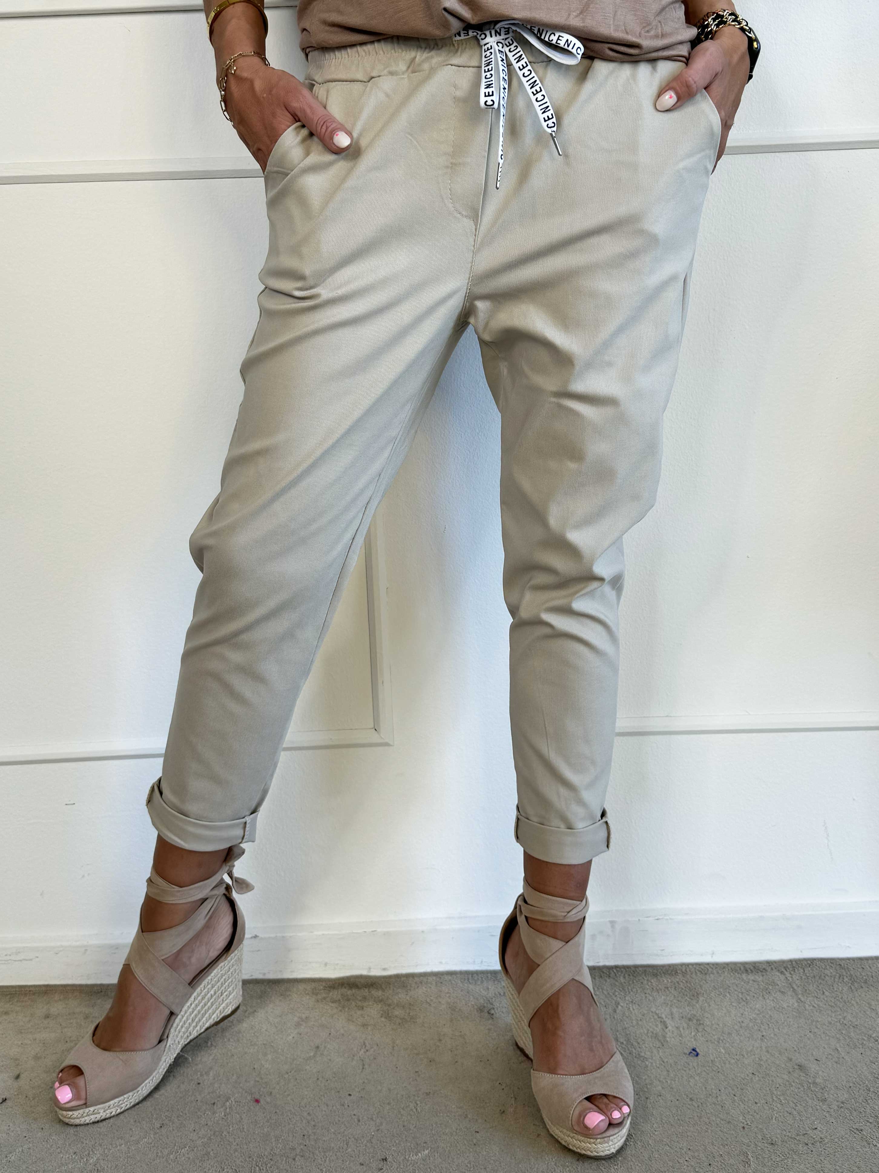 Antalya - Bukser i ankellængde med elastikkant i livet